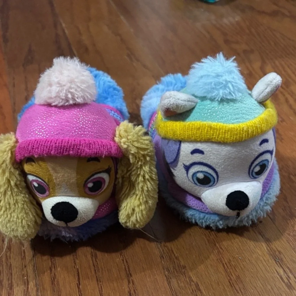 Paw patrol size 9/10 slippers
